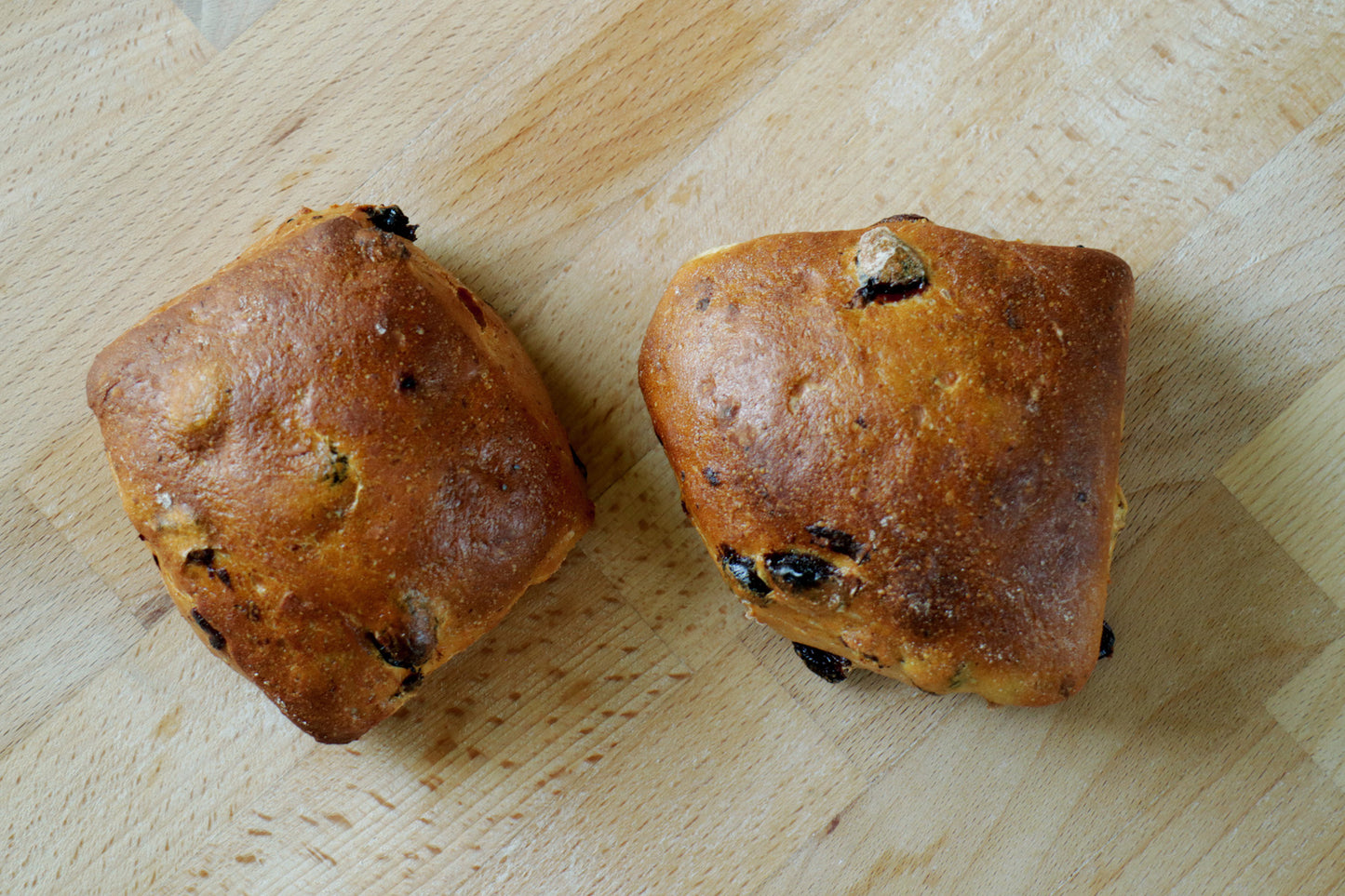Rosinenbrötchen, 85g