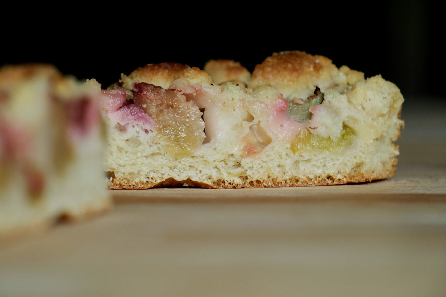 2 Stück Rhabarberstreusel, 120 g