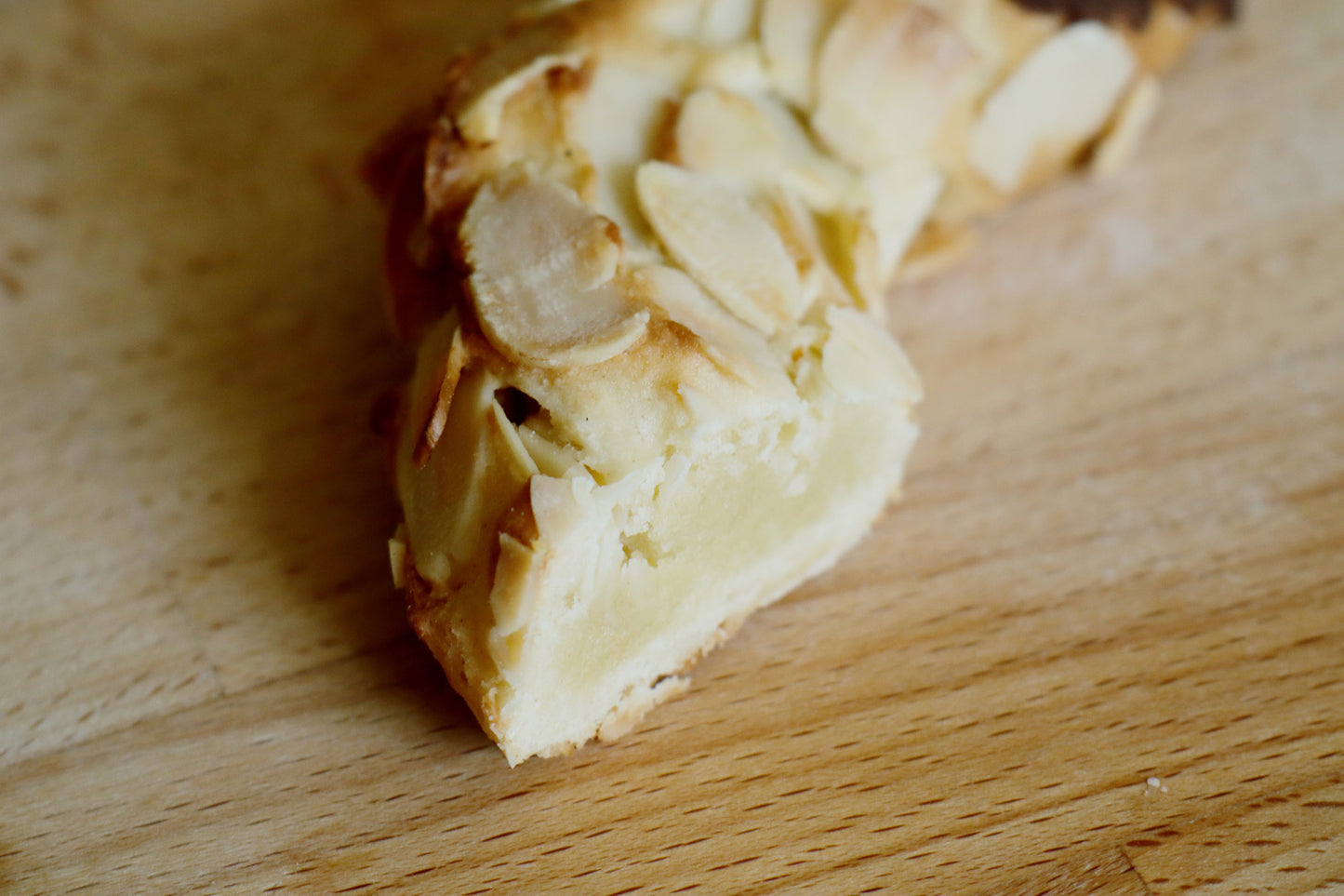 Mandelhörnchen, 80 g